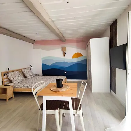 Grand Studio&terrasse Privée Hyères